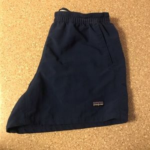 Women’s Patagonia shorts!